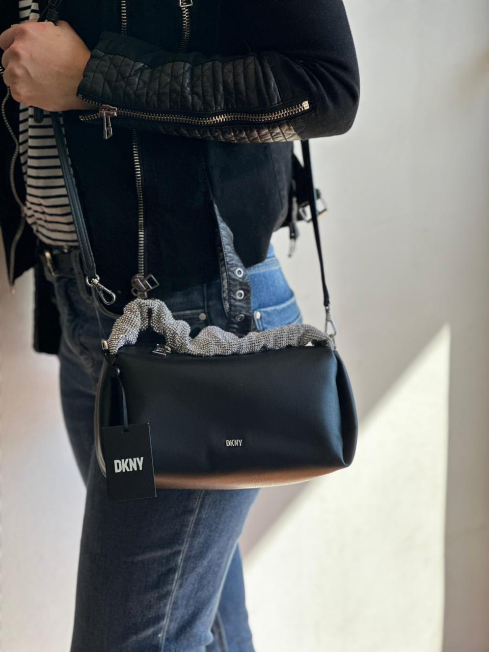 Cartera DKNY Black Modern Chic