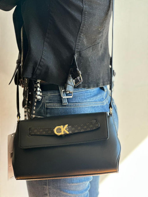 Cartera Calvin Klein Black Signature