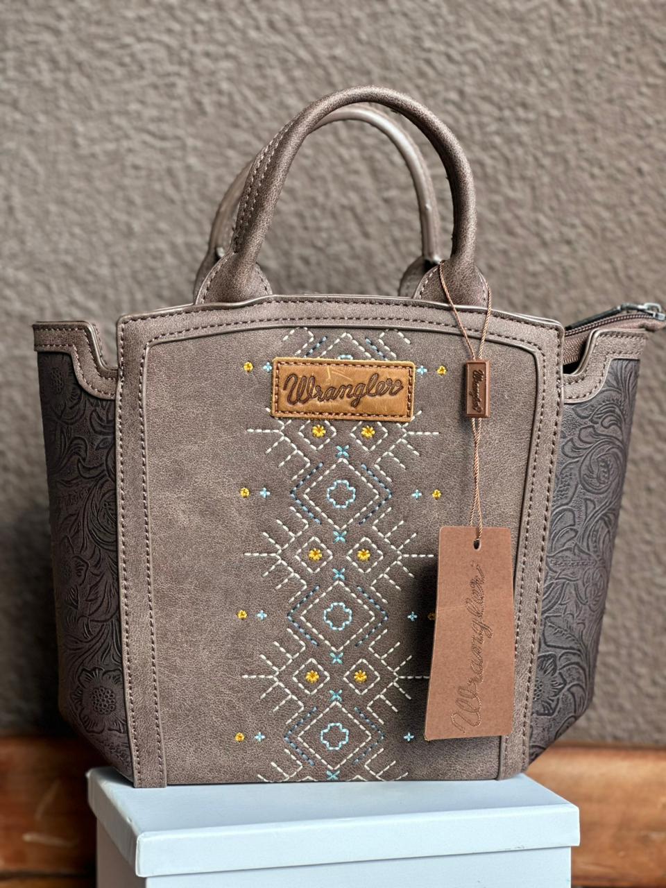 CROSSBODY WRANGLER CAFÉ