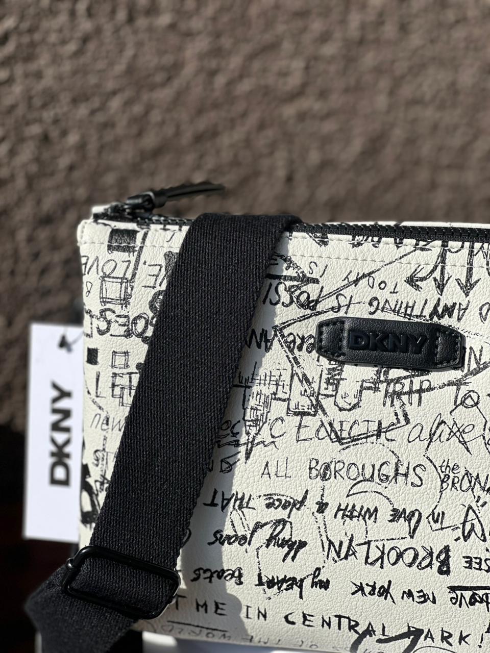 Cartera Crossbody DKNY Graffiti Bag