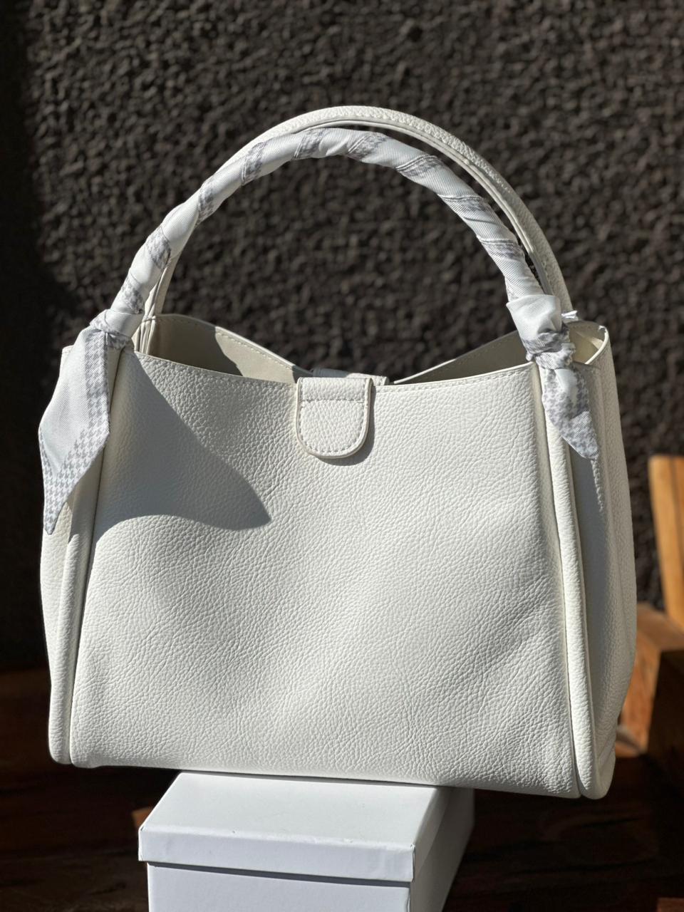 Cartera Blanca Elegante Minimal Chic